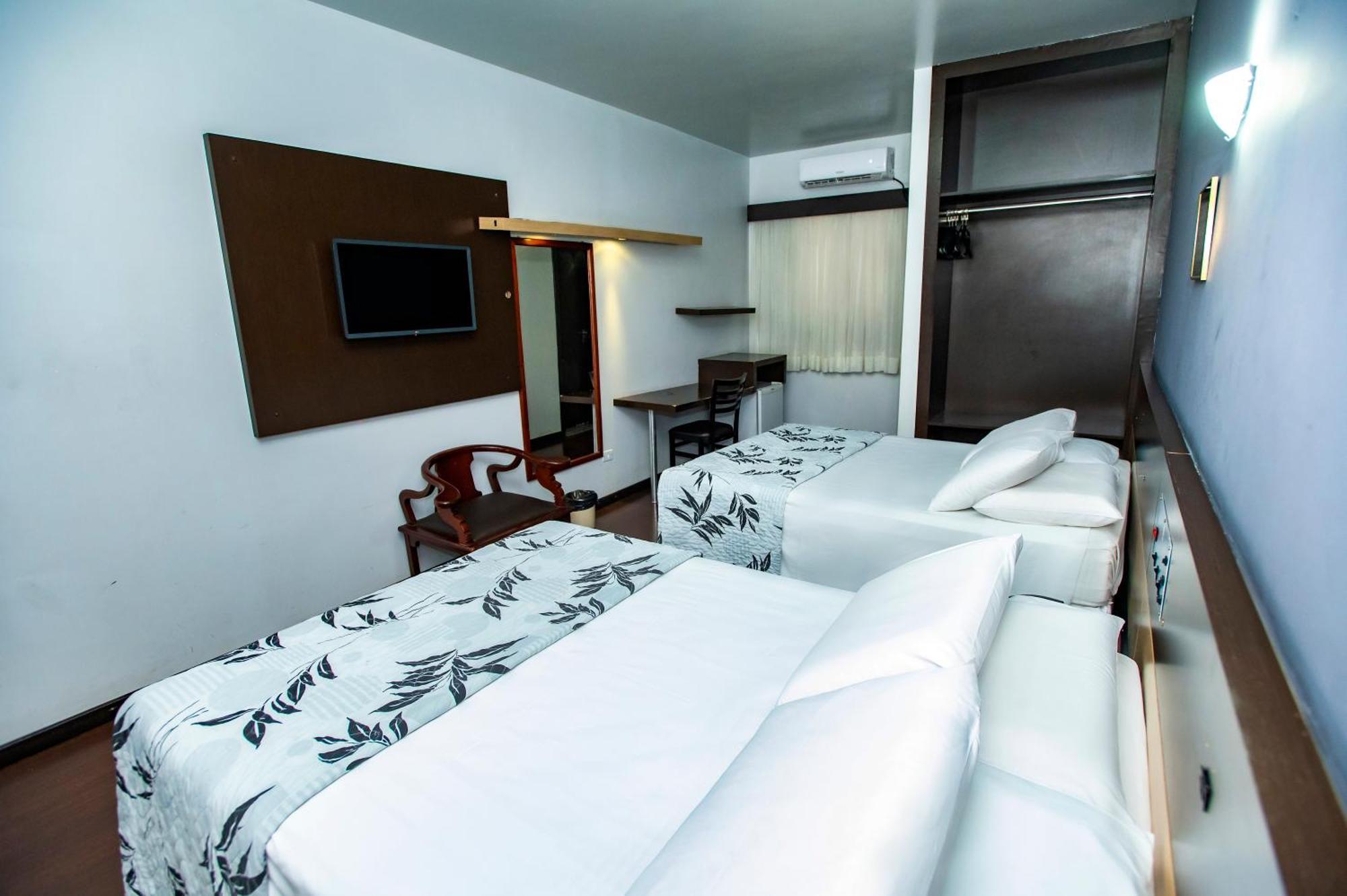 Hotel 365 Куяба Екстер'єр фото