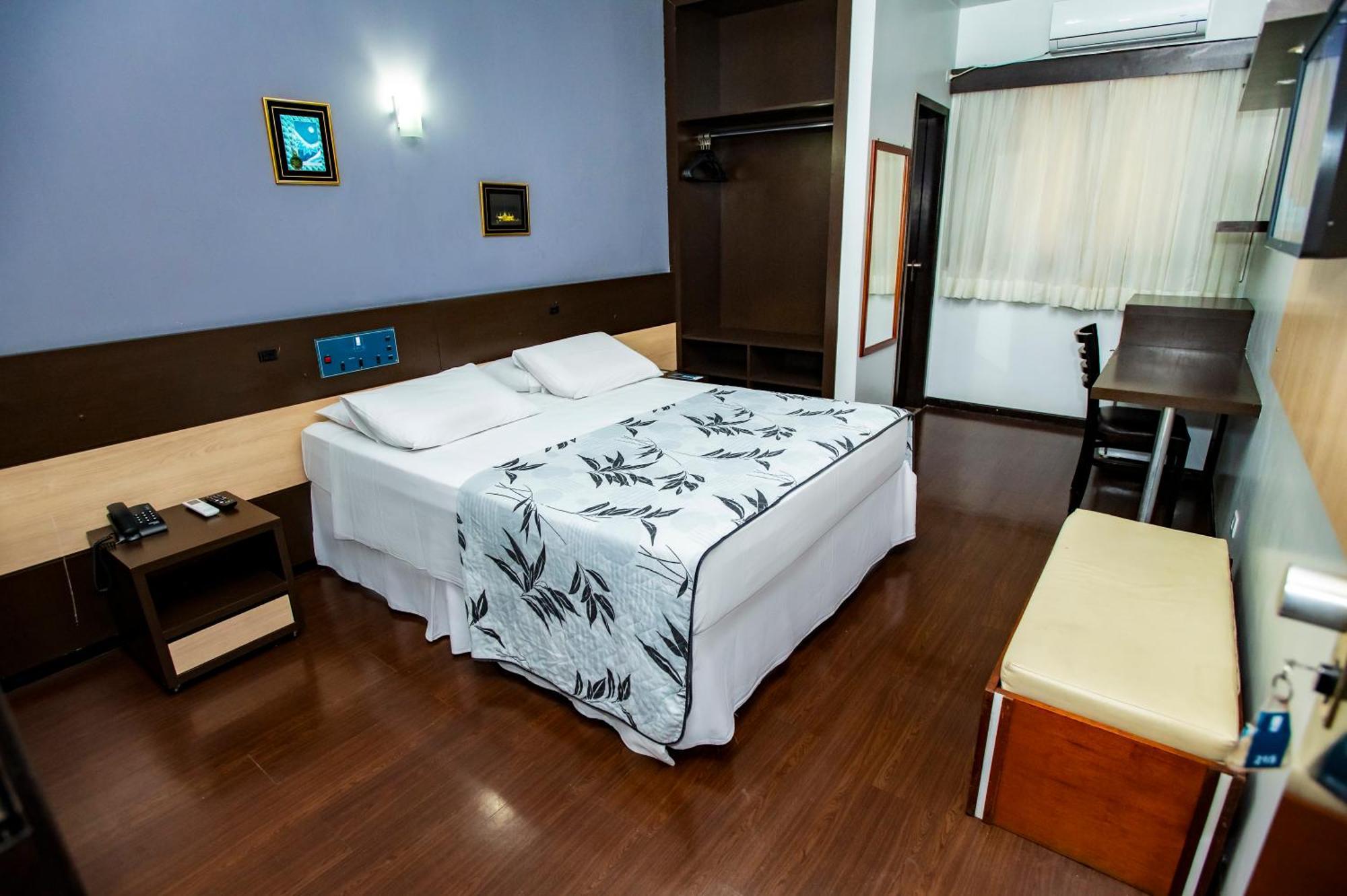 Hotel 365 Куяба Екстер'єр фото